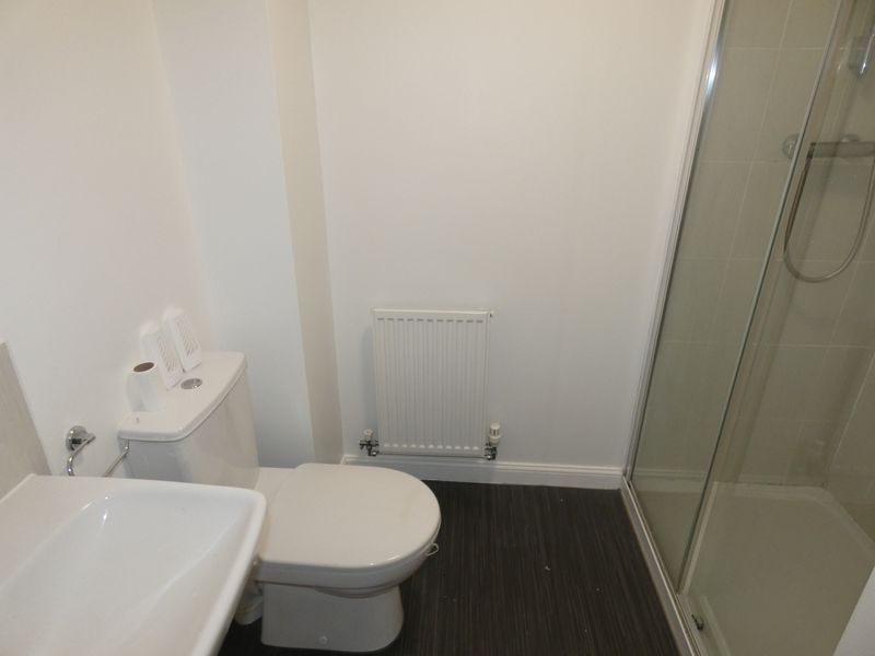 En-Suite- click for photo gallery